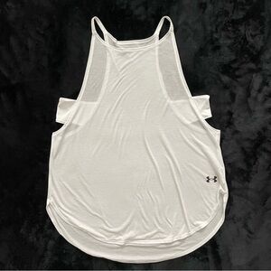 Under Armour Womenās Size Small Loose Heatgear High Neck Top Workout Athleisure